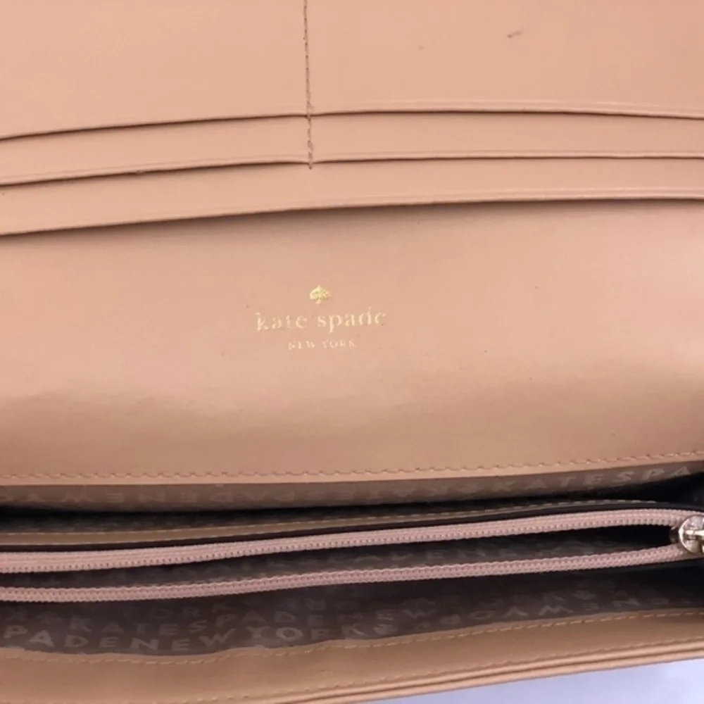 Kate Spade new York Wristlet Wallet Clutch Leather